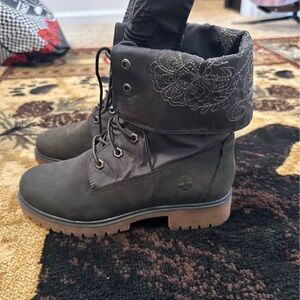 Timberland Women's olive green Boots